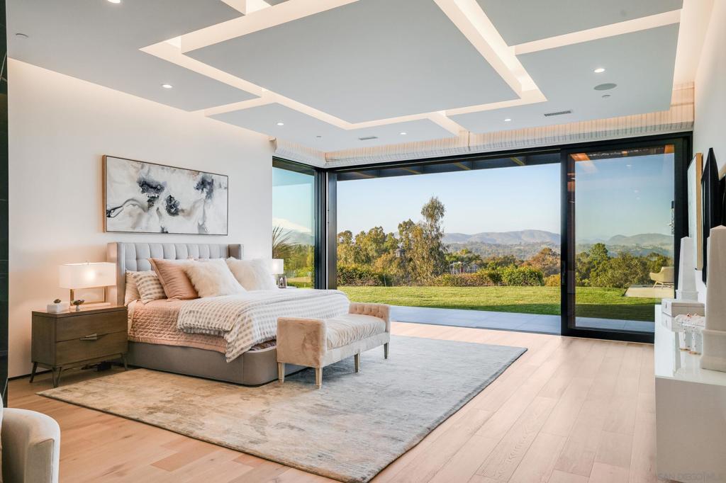 Rancho Santa Fe - Residential