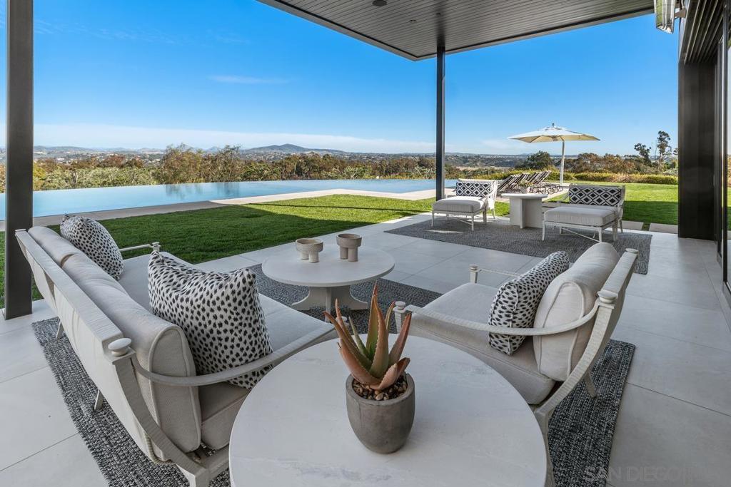 Rancho Santa Fe - Residential