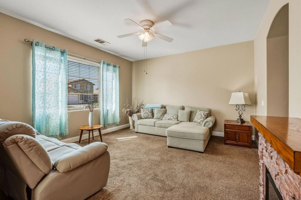 85902 Avenida Raylynn