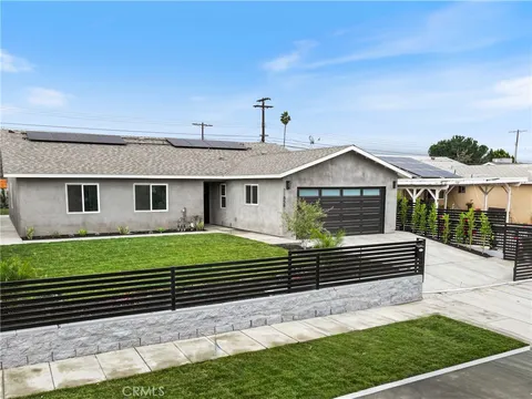 11858 Fellows Ave., San Fernando, CA 91340 - MLS#: SR25281193