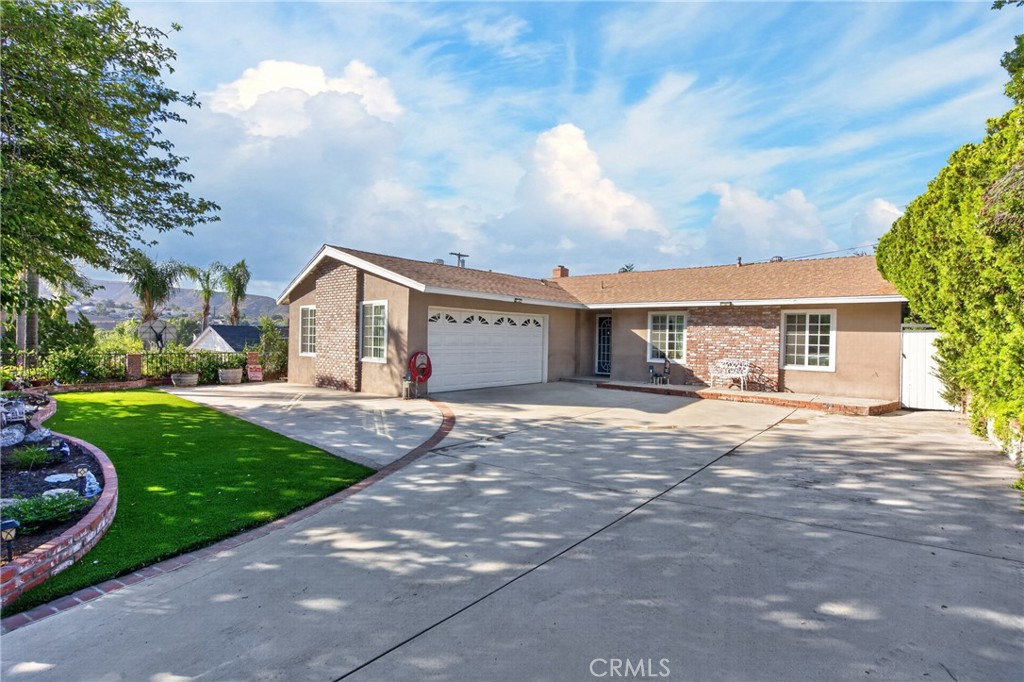 Photo 1 of 47 — 13637 Marchant, Sylmar, CA 91342
