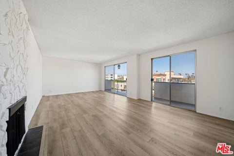 Photo of 333 S Elm Drive #304, Beverly Hills, CA 90212 (MLS # 26935189)