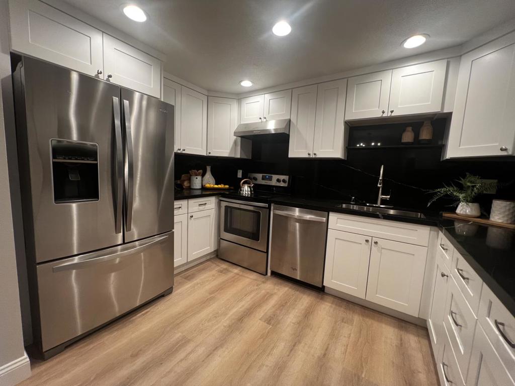 1031 Crestview Drive 206