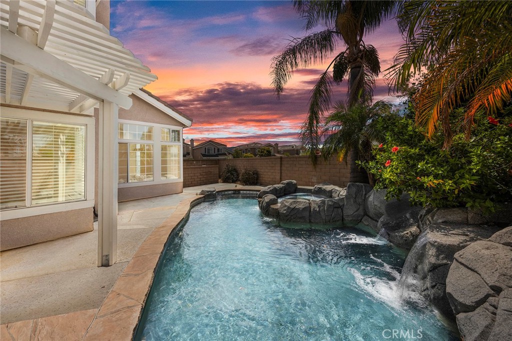 744 S Morningstar Drive