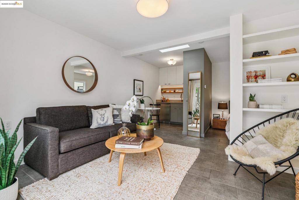 ROCKRIDGE - Residential