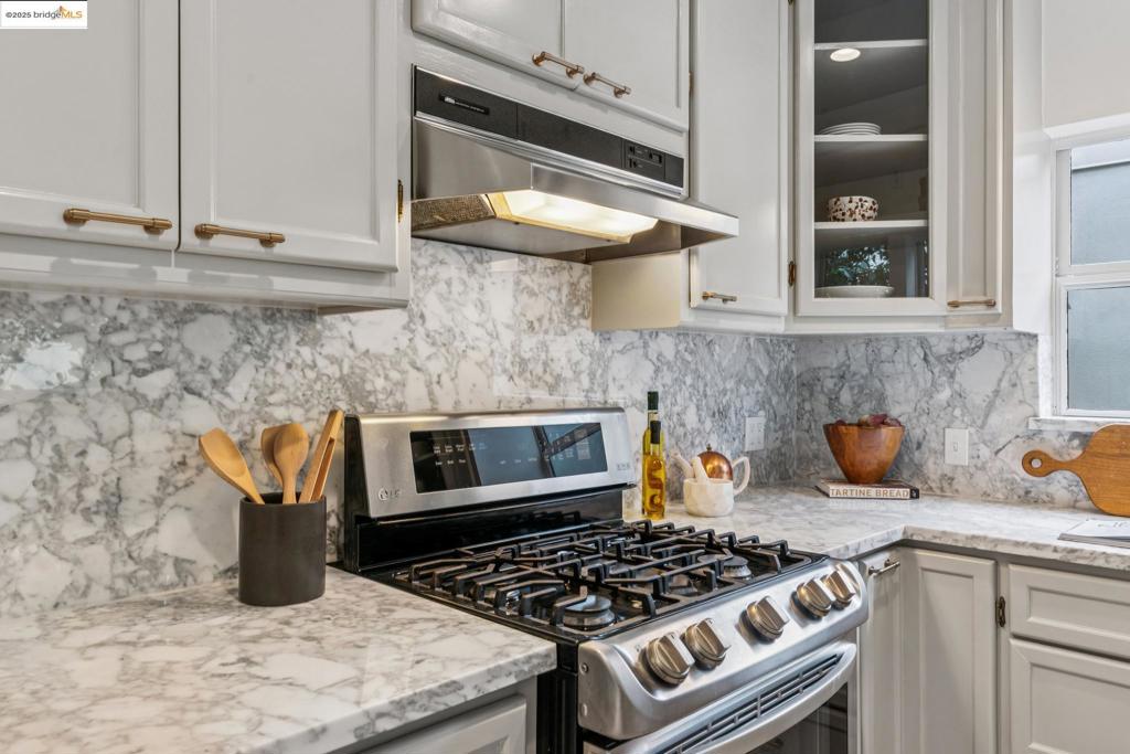 ROCKRIDGE - Residential