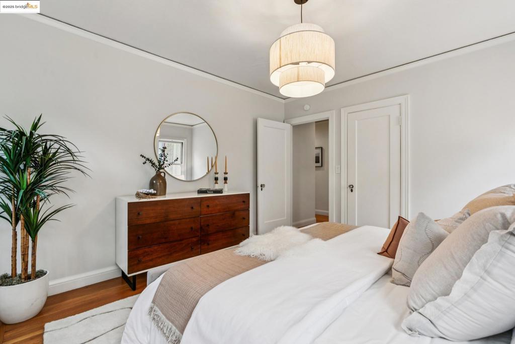 ROCKRIDGE - Residential