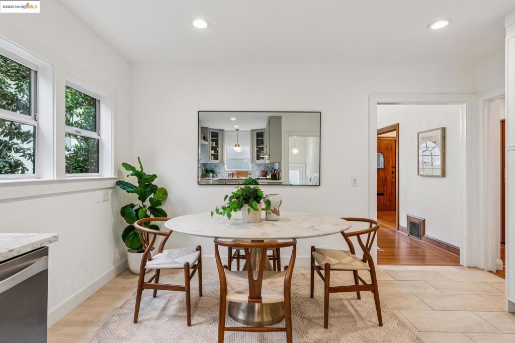 ROCKRIDGE - Residential