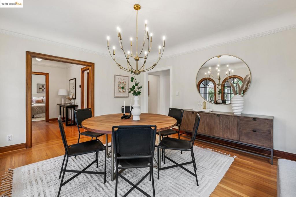 ROCKRIDGE - Residential