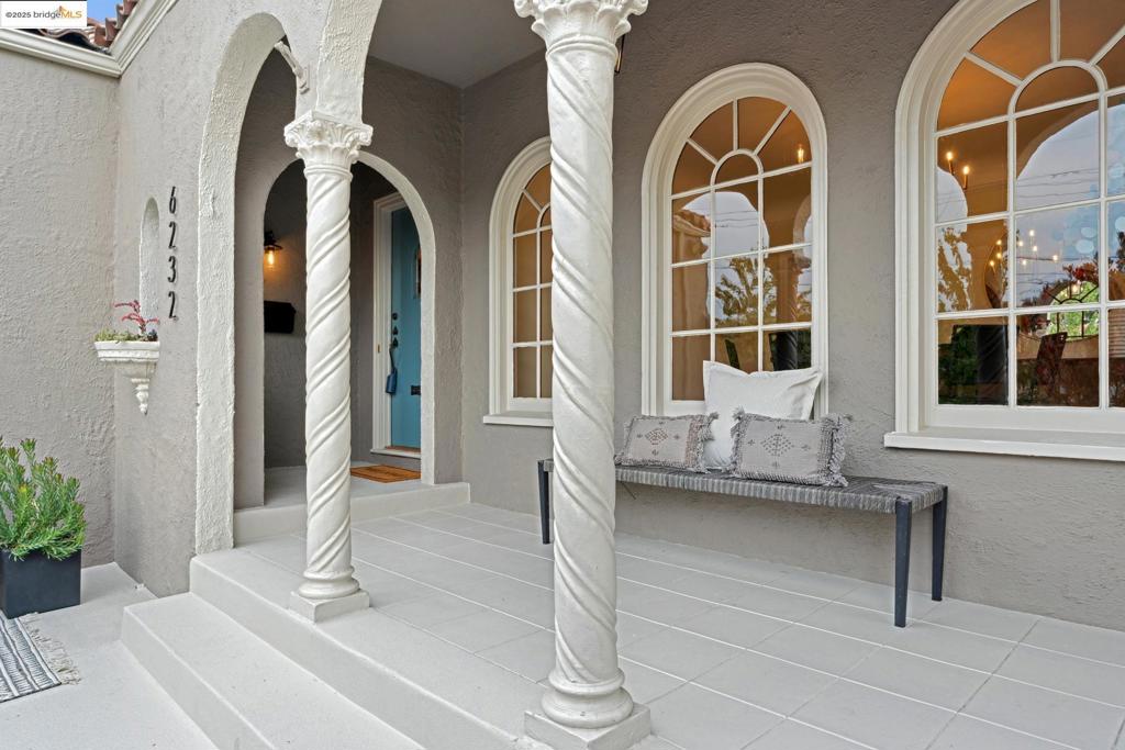 ROCKRIDGE - Residential