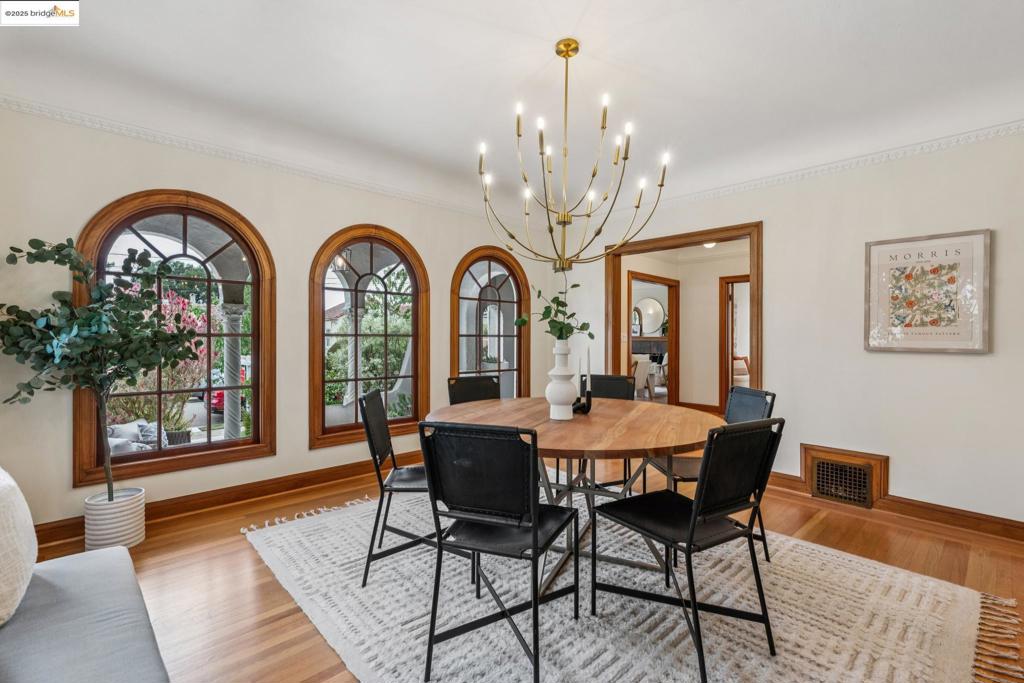 ROCKRIDGE - Residential