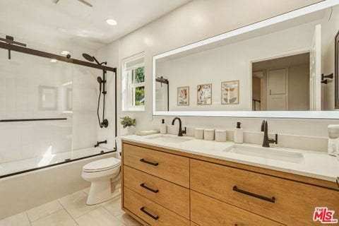 Tiny photo for 7262 Elmsbury Lane, West Hills, CA 91307 (MLS # 26864619)