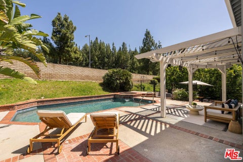 Tiny photo for 7262 Elmsbury Lane, West Hills, CA 91307 (MLS # 26864619)