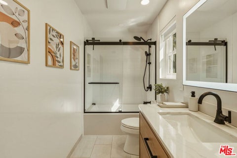 Tiny photo for 7262 Elmsbury Lane, West Hills, CA 91307 (MLS # 26864619)