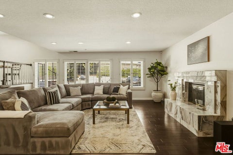 Tiny photo for 7262 Elmsbury Lane, West Hills, CA 91307 (MLS # 26864619)