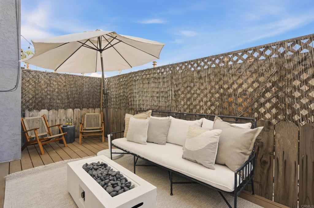 5027 Santa Monica Avenue B