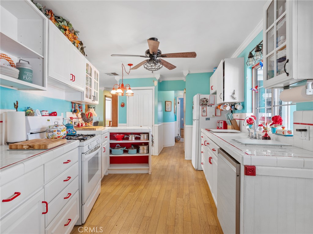 5124 Luna Road