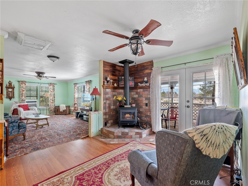 5124 Luna Road