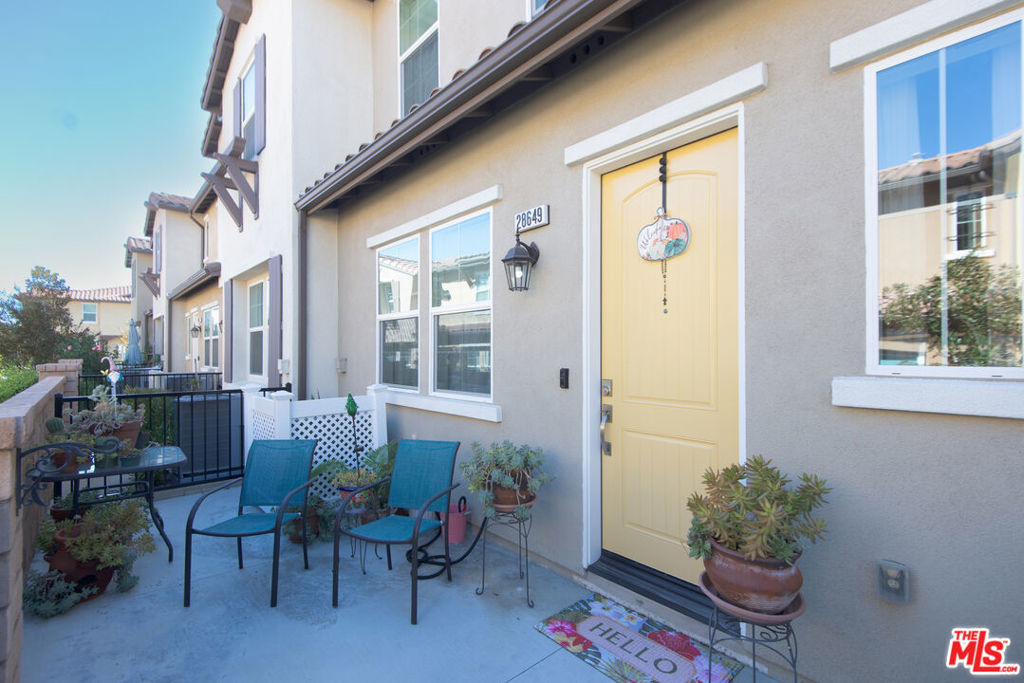 28649 Jardineras Drive