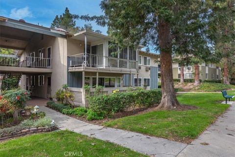 Photo of 116 Via Estrada #H, Laguna Woods, CA 92637 (MLS # OC26028942)