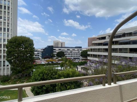 Photo of 121 S Hope Street #408, Los Angeles, CA 90012 (MLS # P1-22351) Photo of 121 S Hope Street #408, Los Angeles, CA 90012 (MLS # P1-22351)