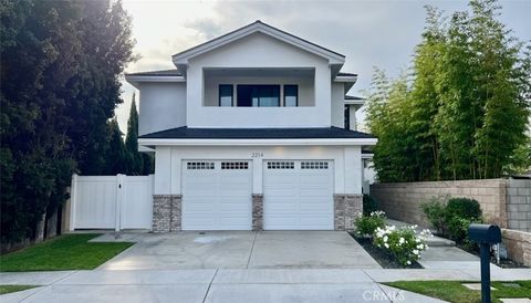 2214 Elden Avenue Costa Mesa CA 92627