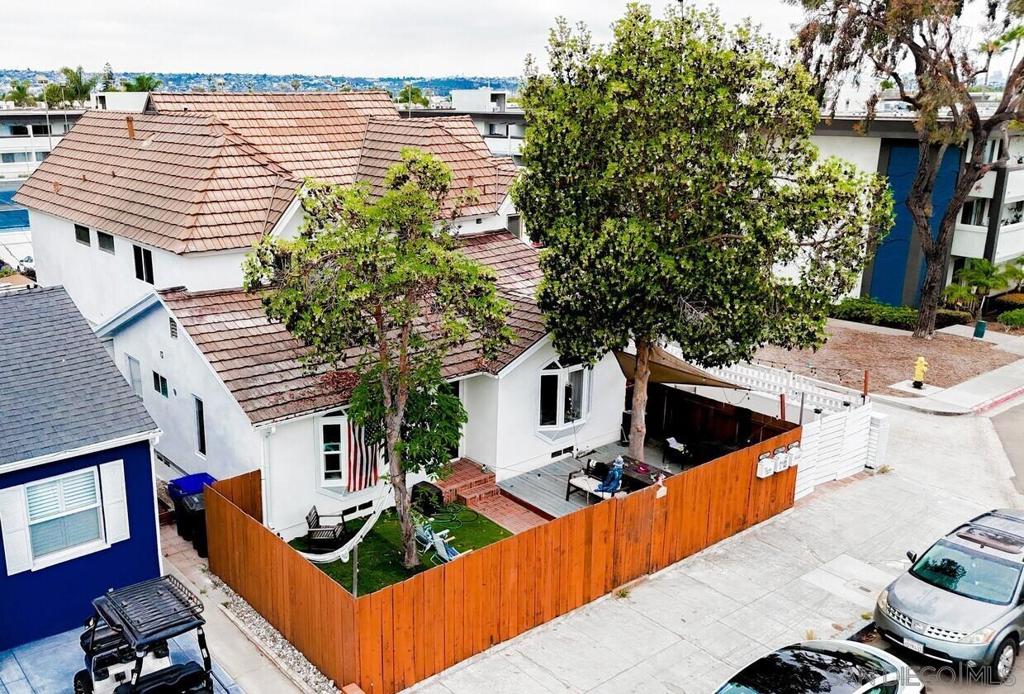 Palma Commercial presents 3943 Ingraham Street—a nicely upgraded triplex in prime Crown Point, just 5 blocks to the ocean and steps to shops, dining, and the bay. Includes a fully renovated 3BD/2BA, a 2BD/2BA with updated kitchen and baths, and a 1BD/1BA with refreshed living space. Upgrades include brand-new stucco (2025), new concrete driveway for 5–6 cars (2024), re-lined plumbing (2020), deck (2017), and renovations (2018). Owner’s ADU plans, previously approved by the city, are included—just re-submit for approval. Strong rental income and unbeatable location make this a rare Pacific Beach investment opportunity.