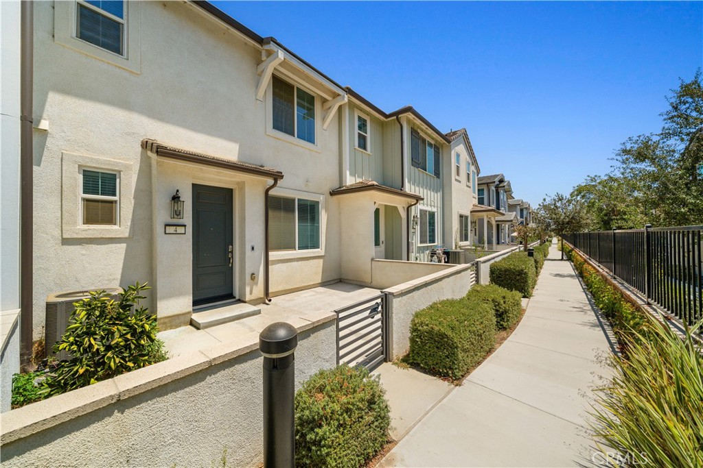 4016 E Peony Paseo unit #4