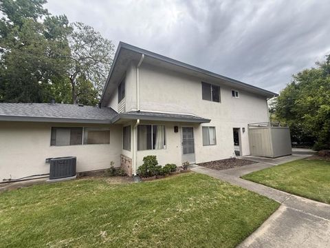 Photo of 351 N 1st Street #3, Campbell, CA 95008 (MLS # ML82046453)