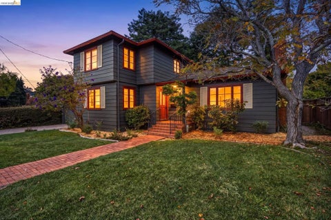 Photo of 18 Arlington Ct CT, Kensington, CA 94707 (MLS # 41148694)