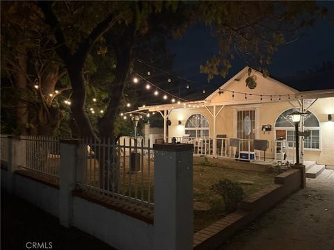 Photo of 6839 Geyser Avenue, Reseda, CA 91335 (MLS # SR25263378)