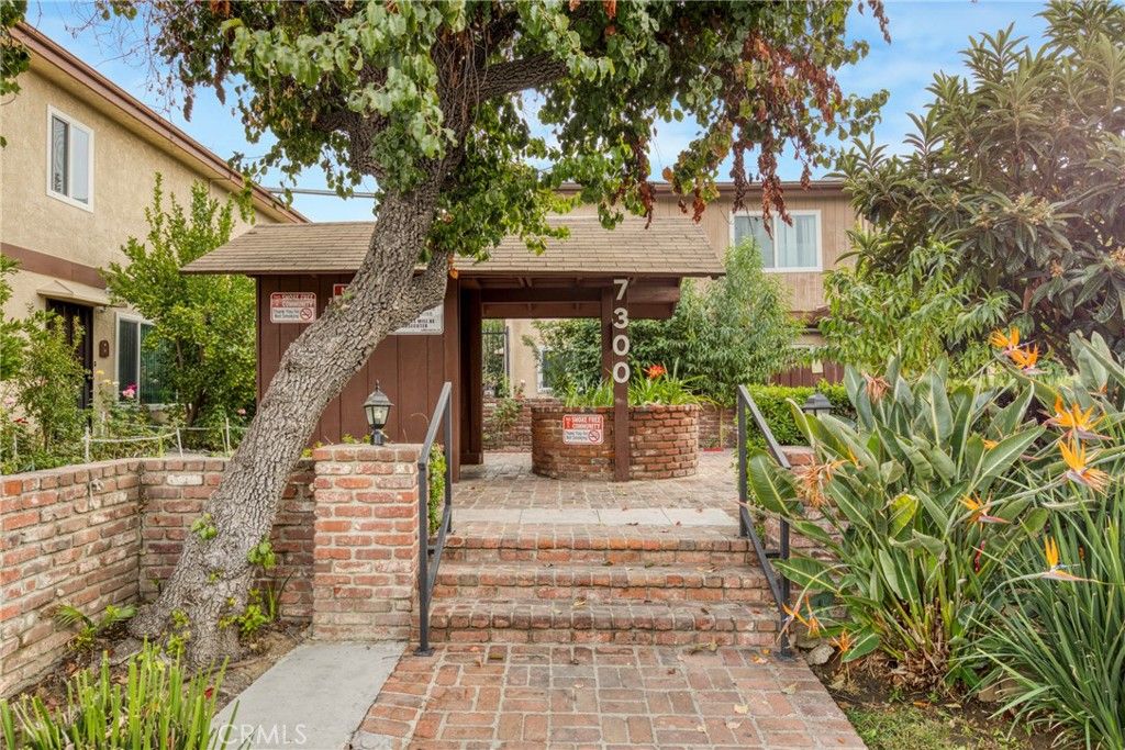 Photo of 7300 Lennox Avenue #J5, Van Nuys, CA 91405 (MLS # RS25250303)