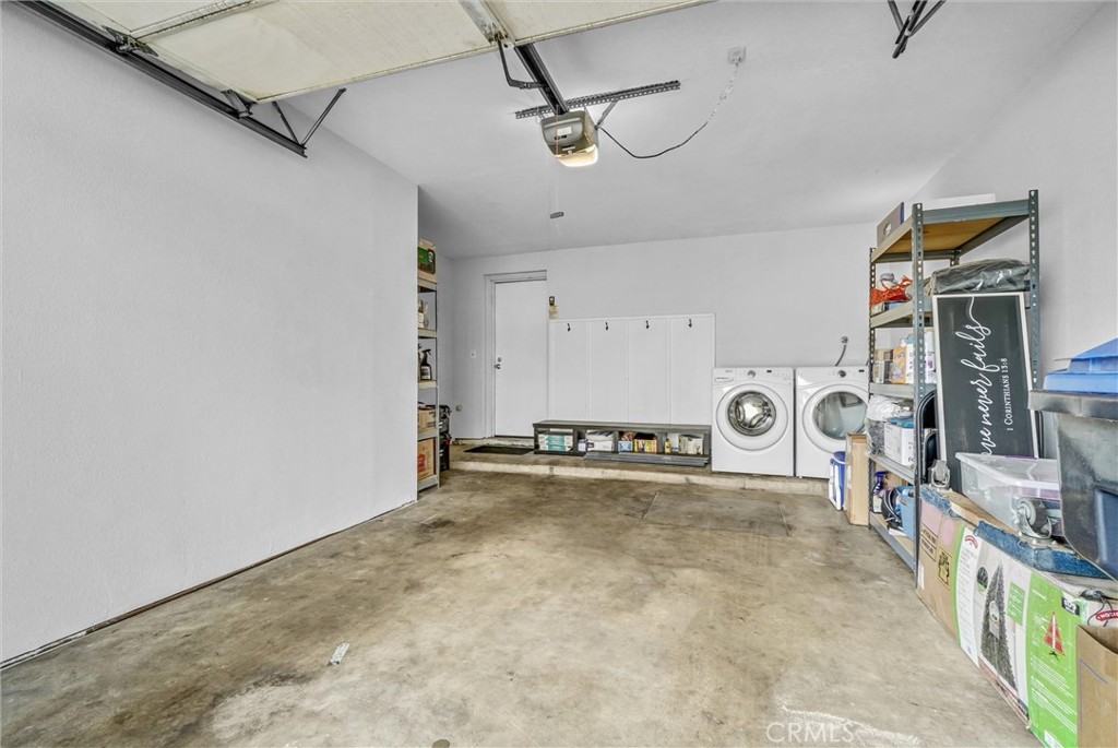 Aliso Villas (AV) - Residential