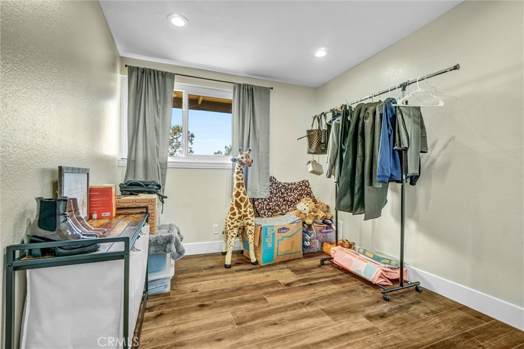 Aliso Villas (AV) - Residential