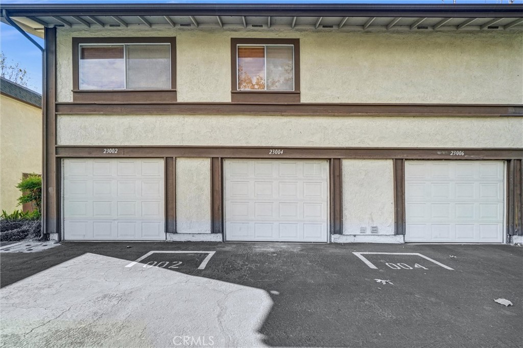 Aliso Villas (AV) - Residential