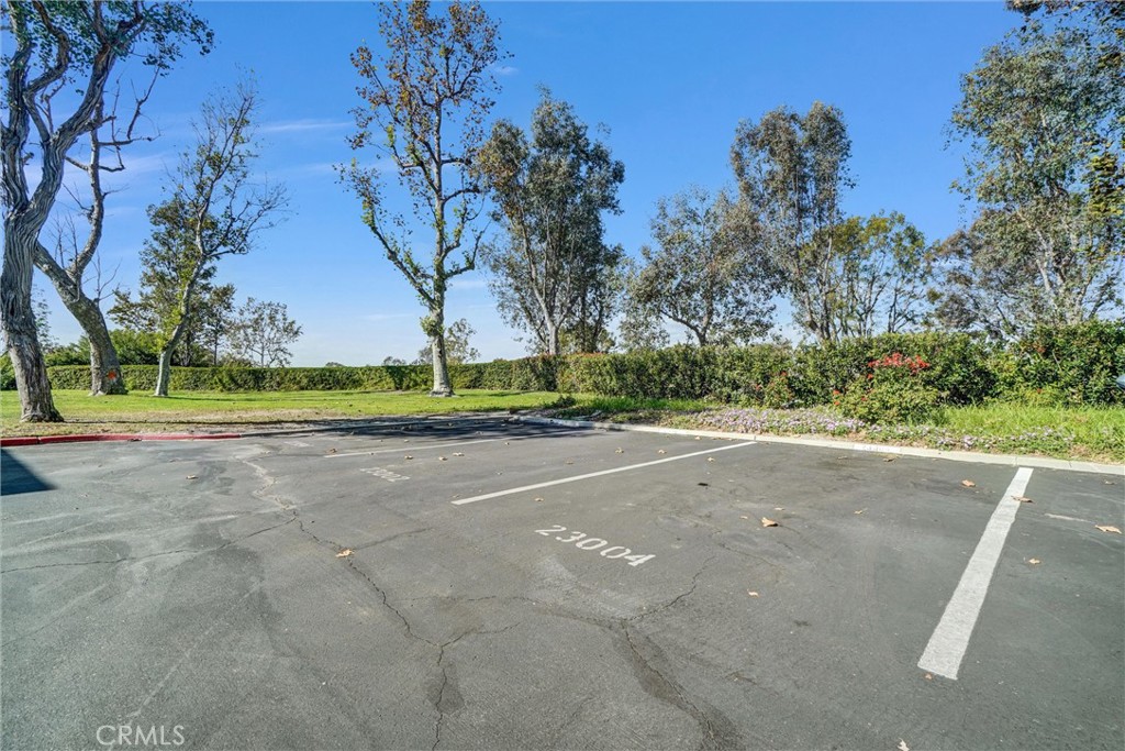 Aliso Villas (AV) - Residential