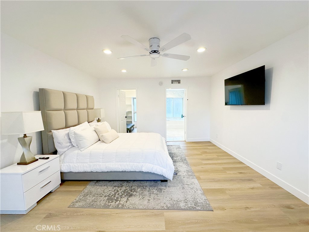 5255 Coldwater Canyon D