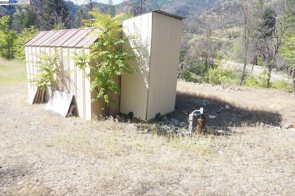 101 River Acres
