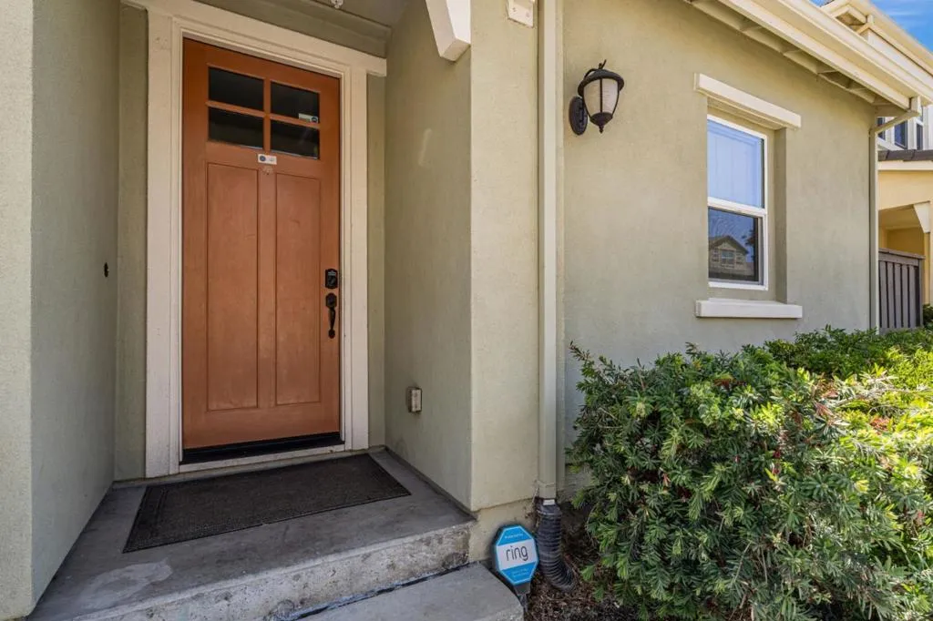 San Jose, California 95123, United States, 3 Bedrooms Bedrooms, ,3 BathroomsBathrooms,Residential,Active,158418