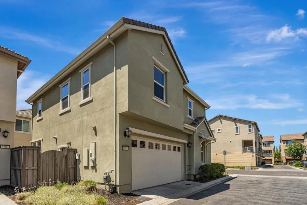 San Jose, California 95123, United States, 3 Bedrooms Bedrooms, ,3 BathroomsBathrooms,Residential,Active,158418