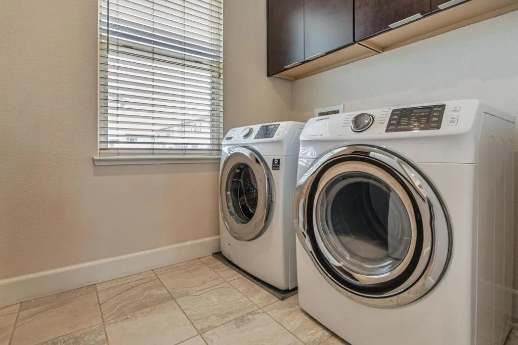 San Jose, California 95123, United States, 3 Bedrooms Bedrooms, ,3 BathroomsBathrooms,Residential,Active,158418