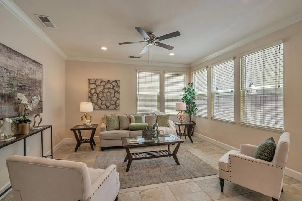 San Jose, California 95123, United States, 3 Bedrooms Bedrooms, ,3 BathroomsBathrooms,Residential,Active,158418