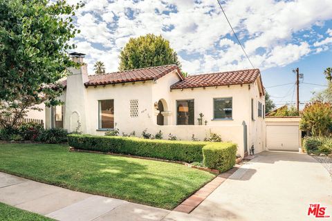 Photo of 5013 Hartwick Street, Los Angeles, CA 90041 (MLS # 25606383)