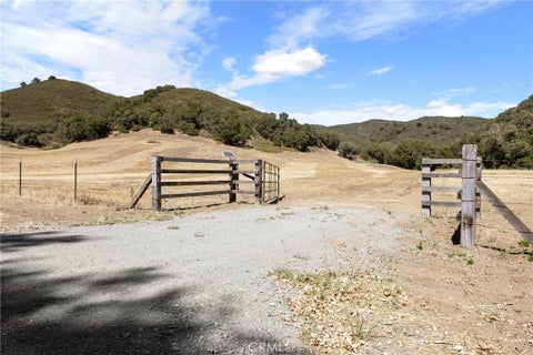 Tiny photo for 18 Lot Morro Road, Atascadero, CA 93422 (MLS # NS26151356)