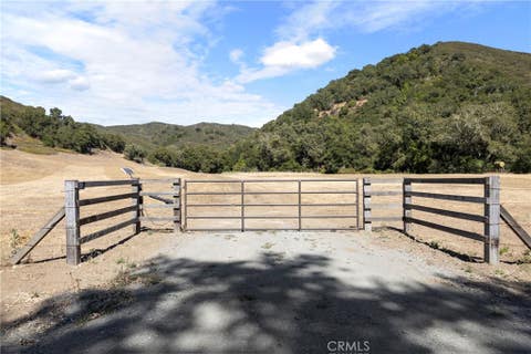 Tiny photo for 18 Lot Morro Road, Atascadero, CA 93422 (MLS # NS26151356)