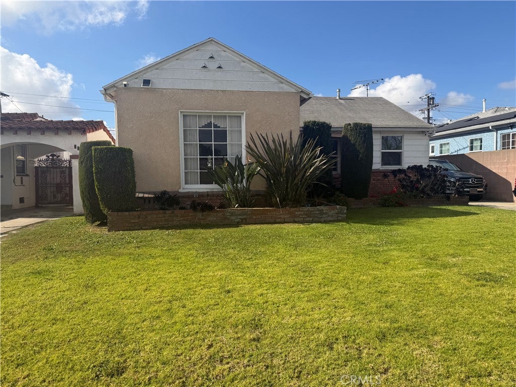724 W 109th Place, Los Angeles CA 90044