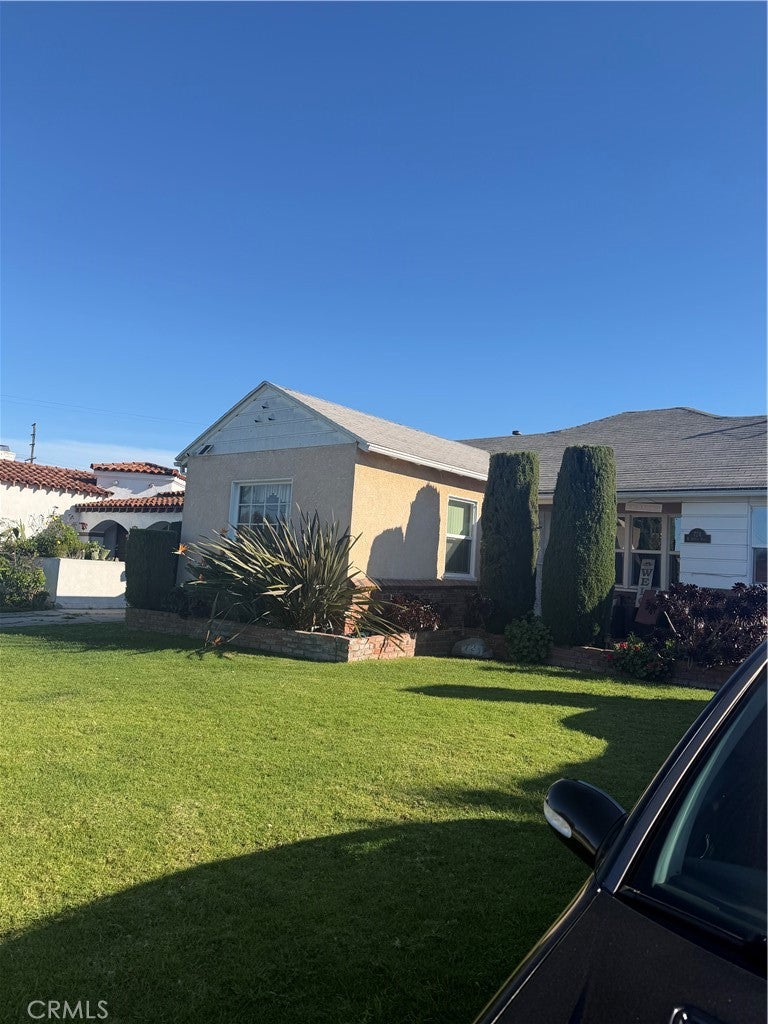 724 W 109th Place