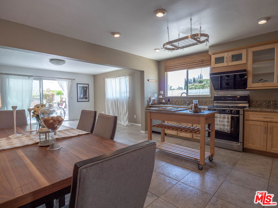 15335 Rolling Ridge Drive
