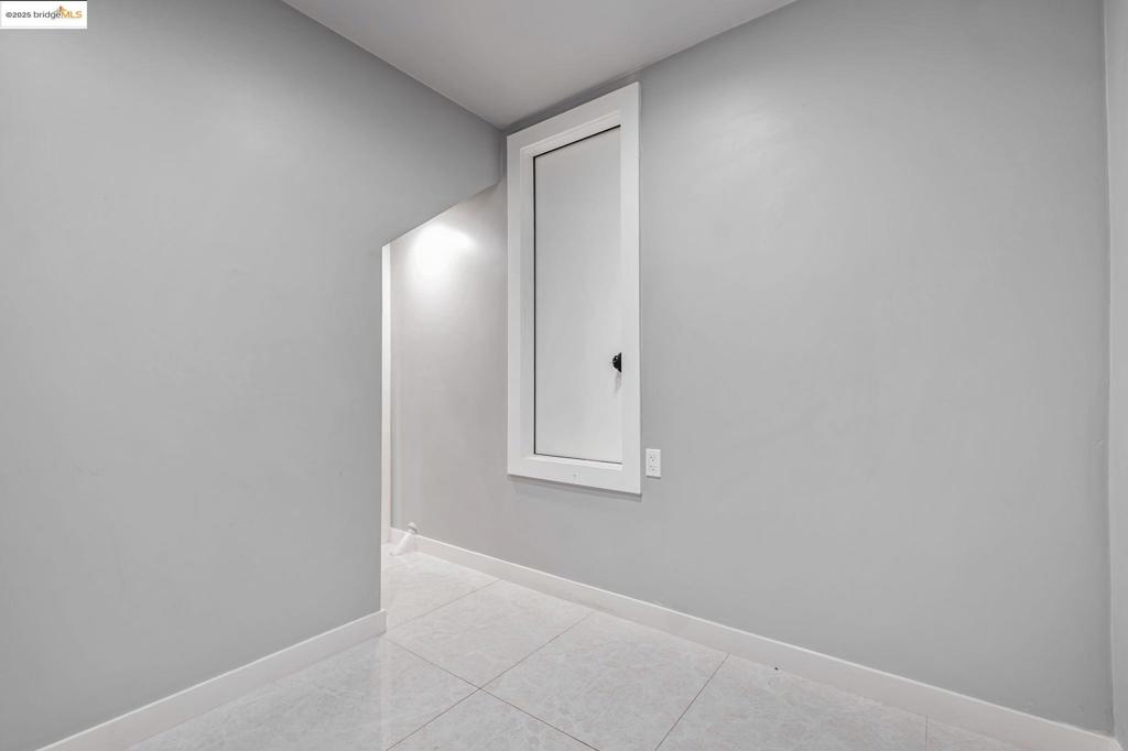 CASTRO VALLEY - Residential