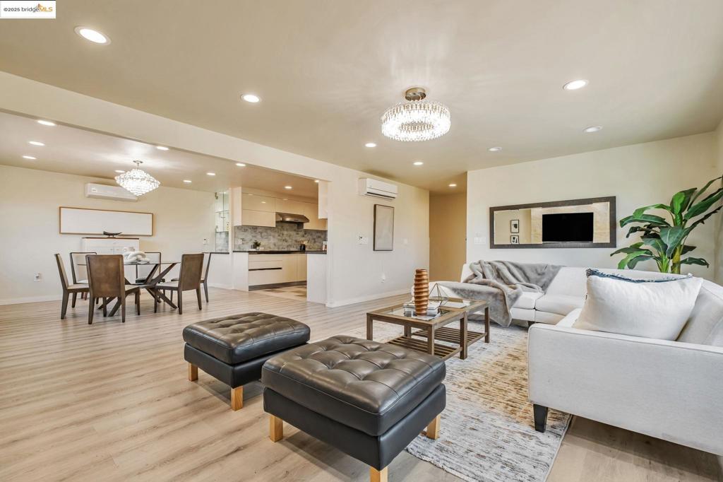 CASTRO VALLEY - Residential